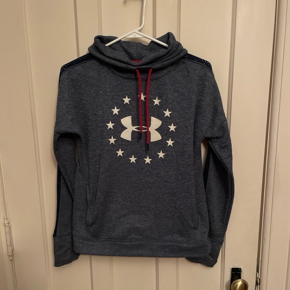 Women's under armour sweatshirt small
